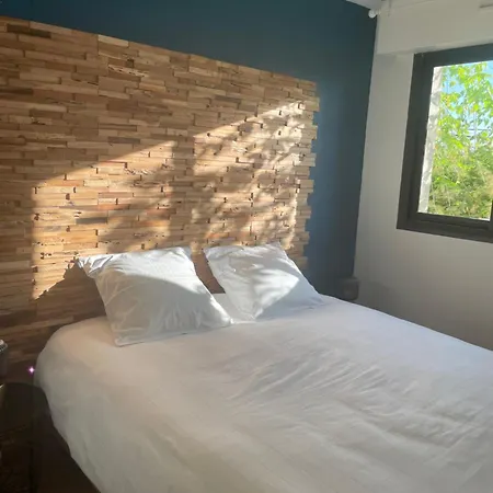 Διαμέρισμα A *